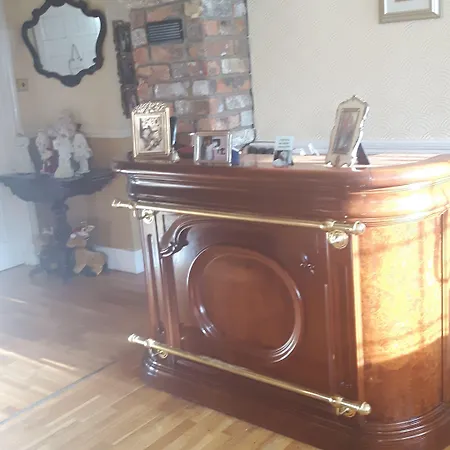 Hotel Keernaun House