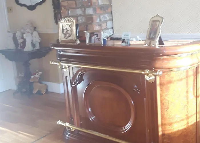 Hotel Keernaun House